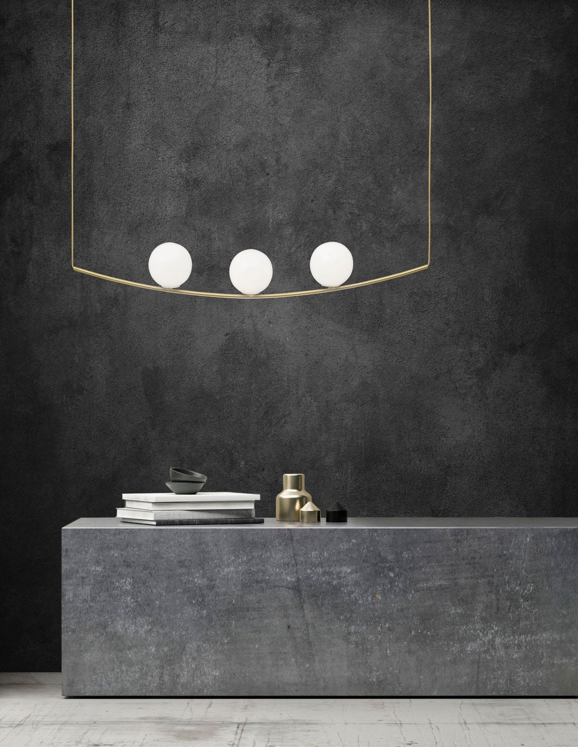 Suspension Vitton 3 lumières dorée, verre