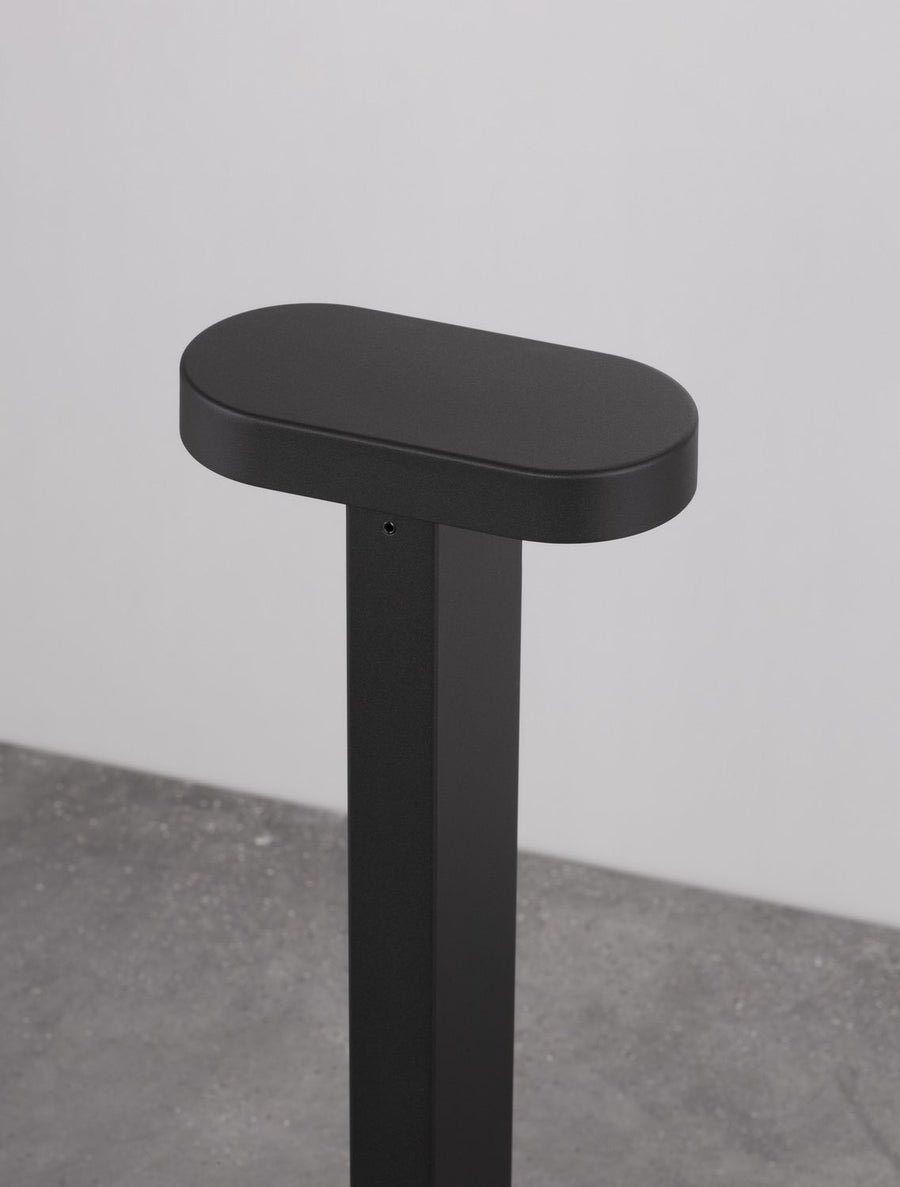 Borne extérieure Ofir noire, H 50 cm