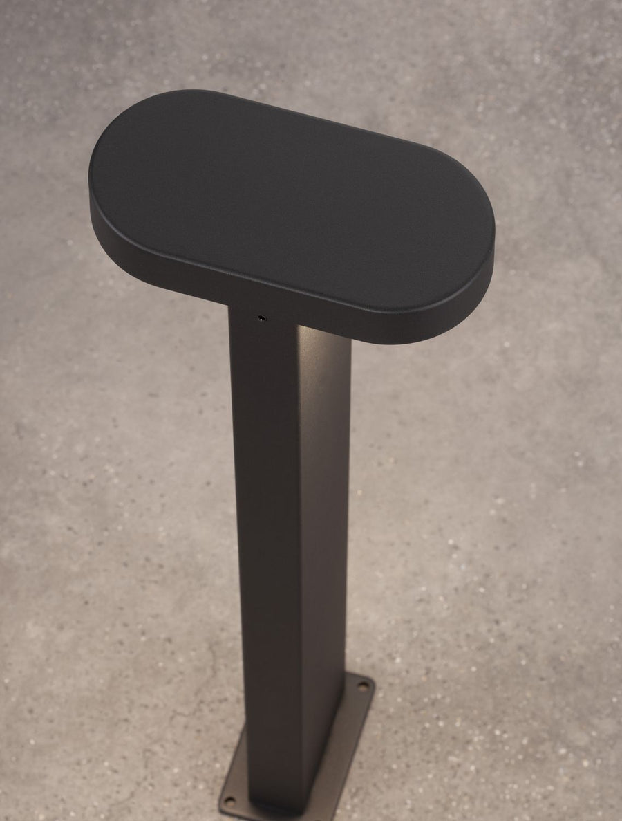Borne extérieure Ofir noire, H 50 cm