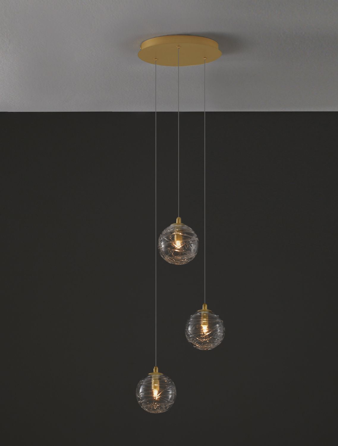 Suspension Coen 3 lumières dorée, verre