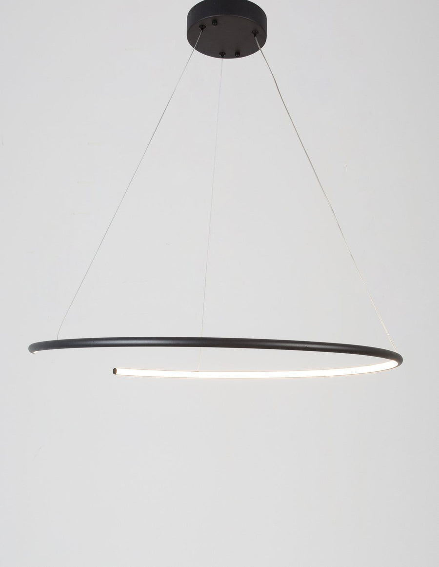 Anneau noir allumé, diffuseur LED blanc continu sur la face inférieure