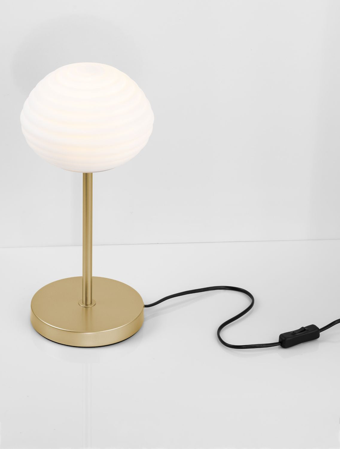 Lampe à poser Allen dorée, verre