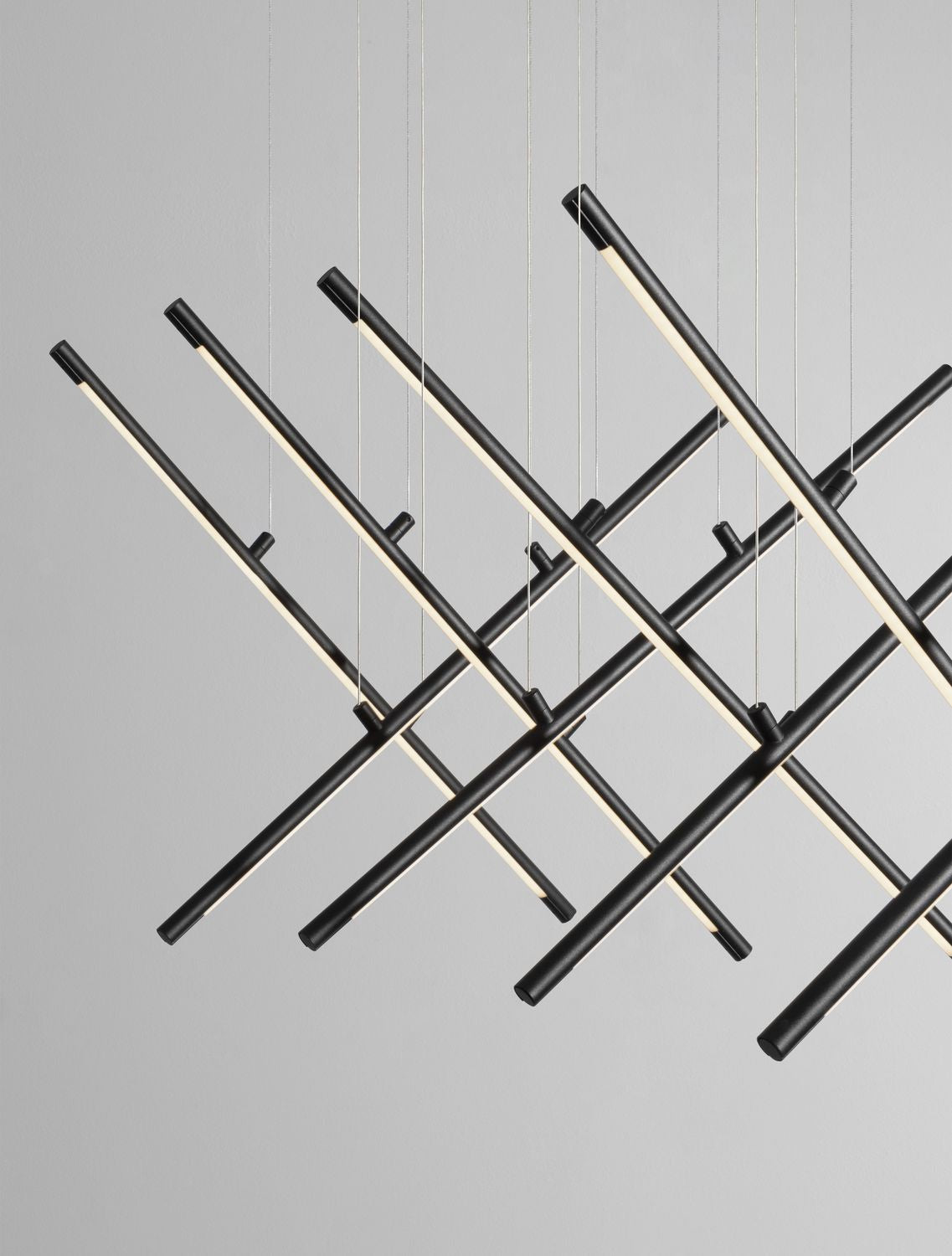 Suspension Elettra noire, H 120 cm