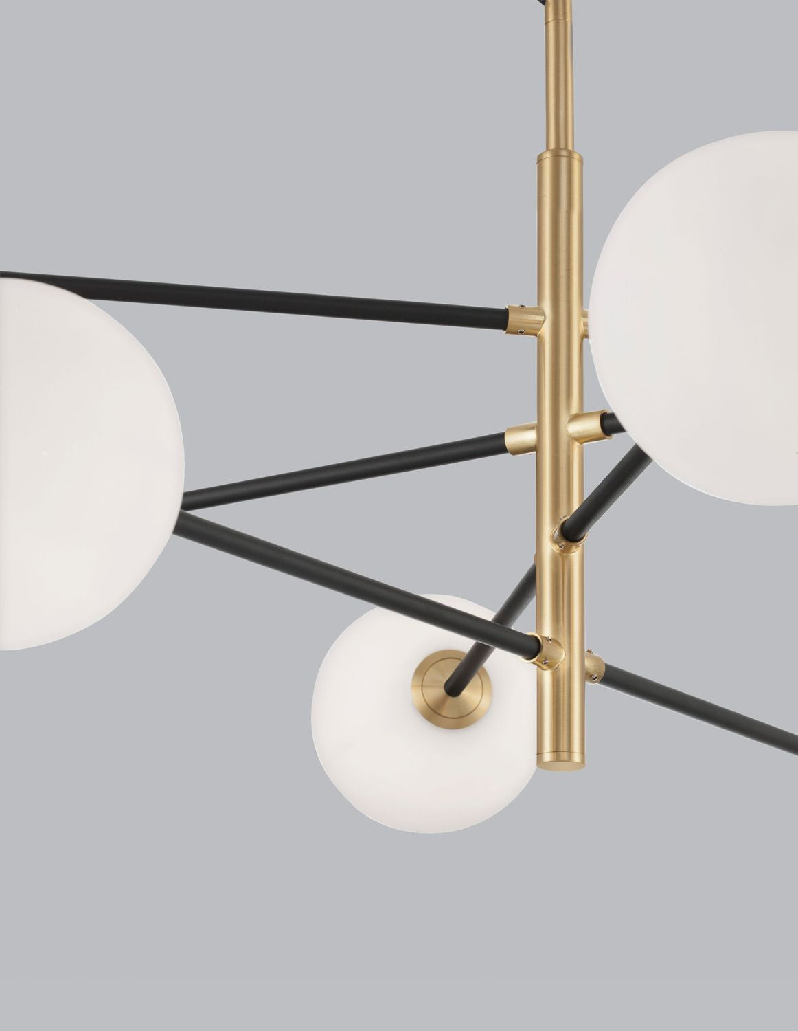Suspension Vitra 8 lumières dorée, verre