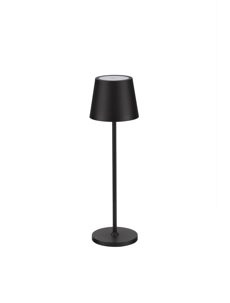 Produit de face sur fond blanc, lampe noire avec abat-jour conique et tige fine.