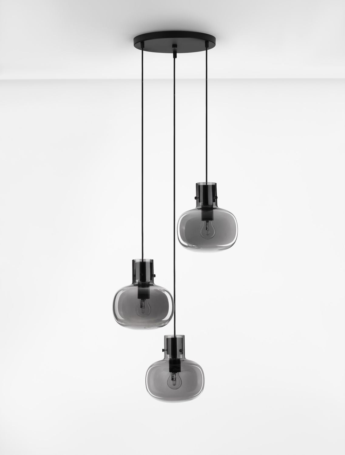 Suspension Cinzia 3 lumières noire, verre, H 178 cm