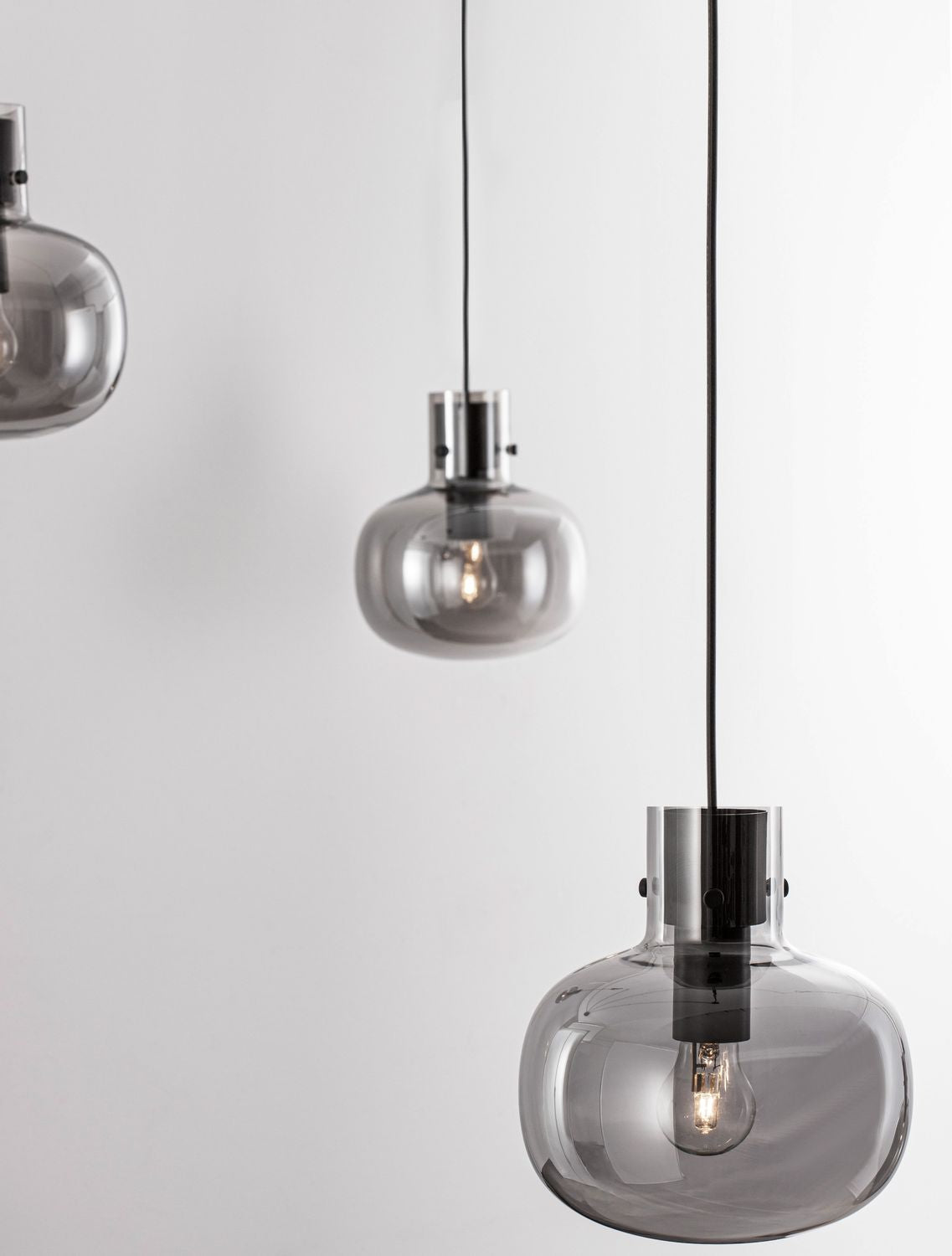 Suspension Cinzia 4 lumières noire, verre