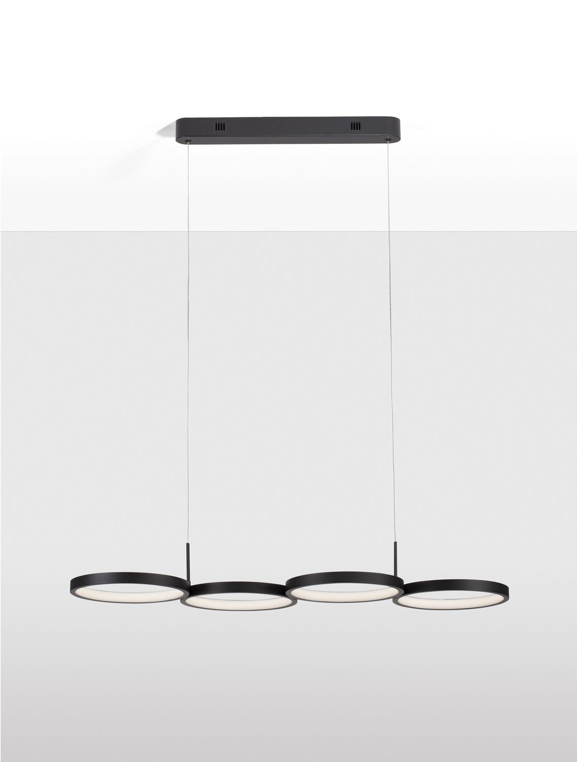 Suspension Magnus noire (9248117)