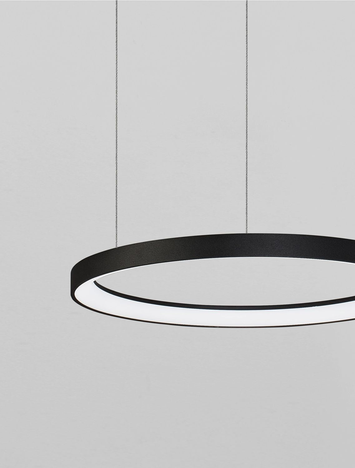 Suspension Pertino noire (9345689)