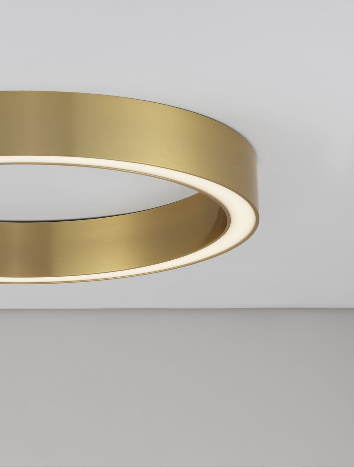 Plafonnier Sting bronze, L 60 cm