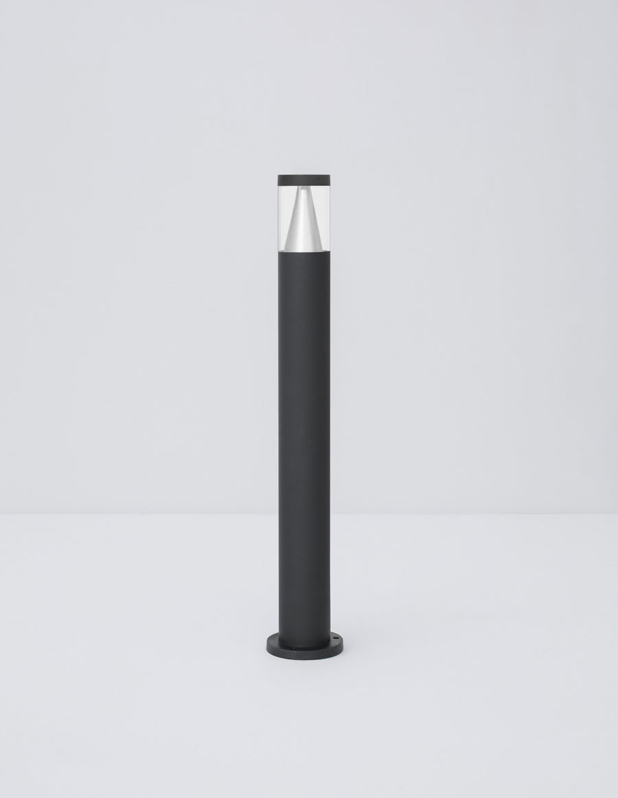 Produit entier présenté en studio gris clair, base circulaire et collerette de fixation.