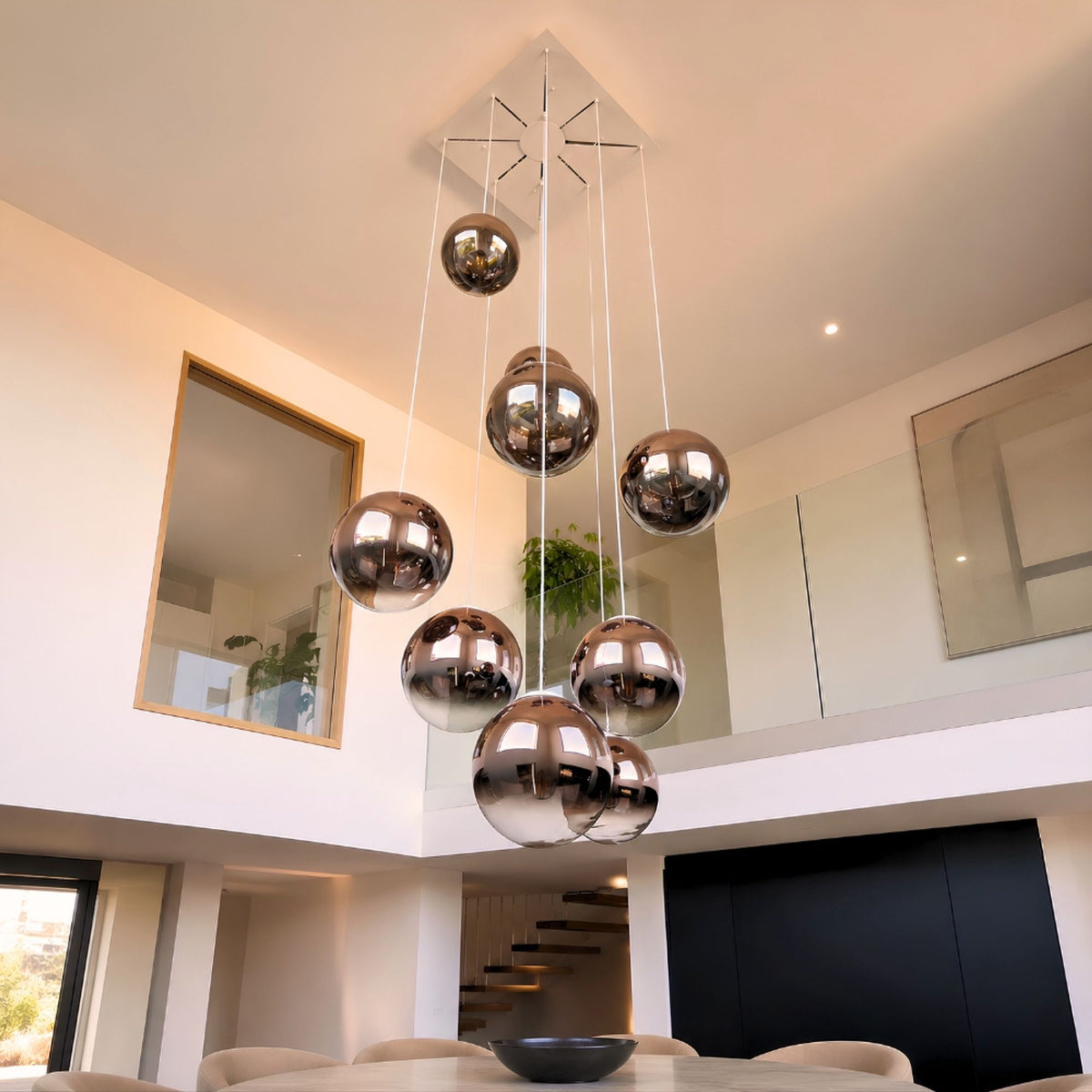Platine de fixation centrale en étoile au plafond avec les huit suspensions