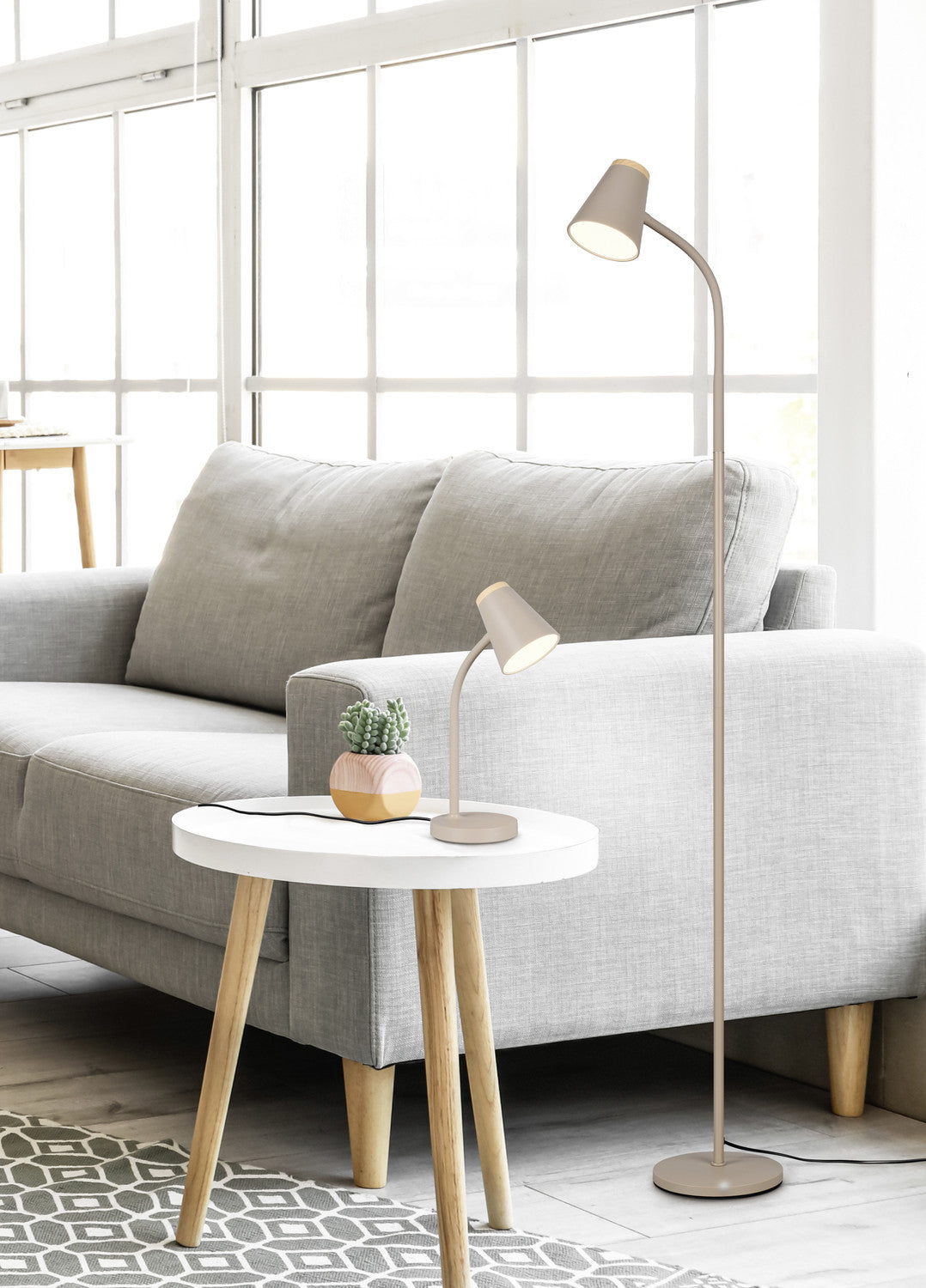 Lampadaire Pongo beige