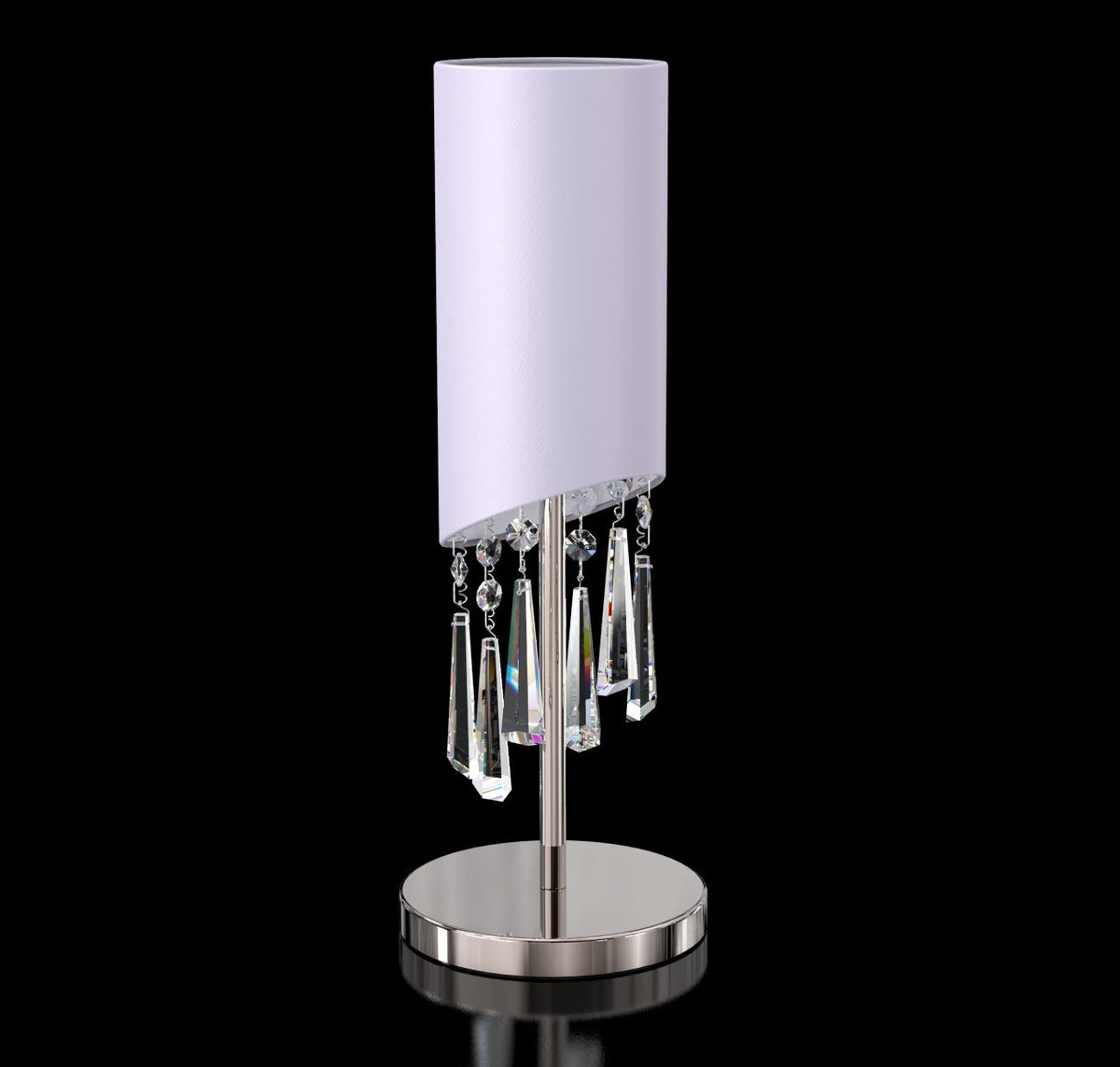 Lampe à poser blanche de face sur fond noir avec pampilles en cristal.
