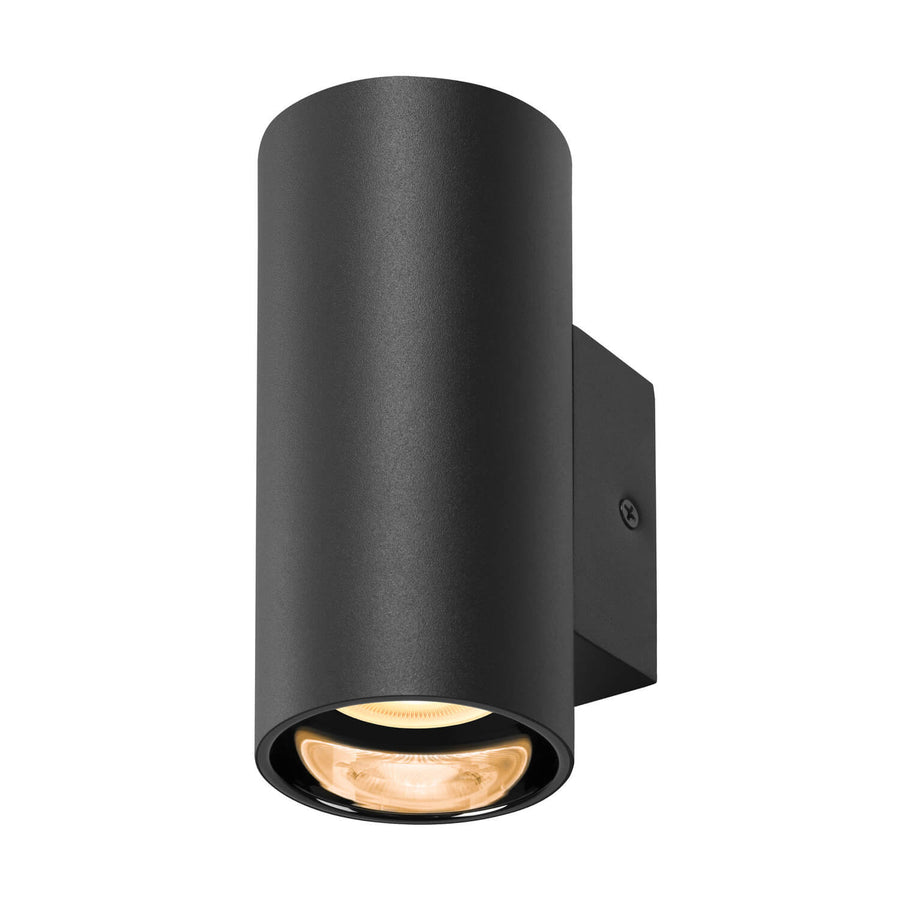Détail du bas de l'applique montrant la LED chaude et la lentille.