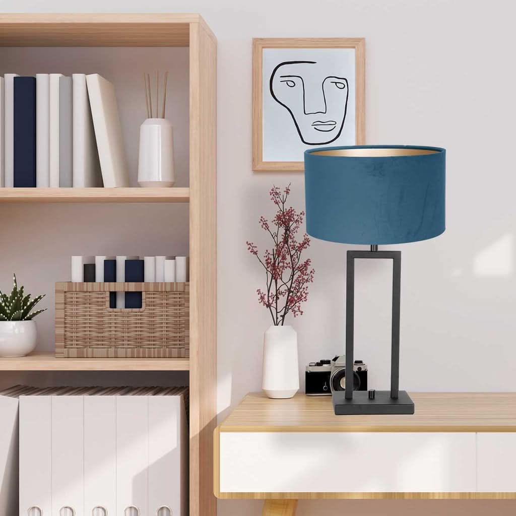 Lampe de table Poteau 8215ZW Noir + Abat-jour Velours Bleu | Designix - - https://designix.fr