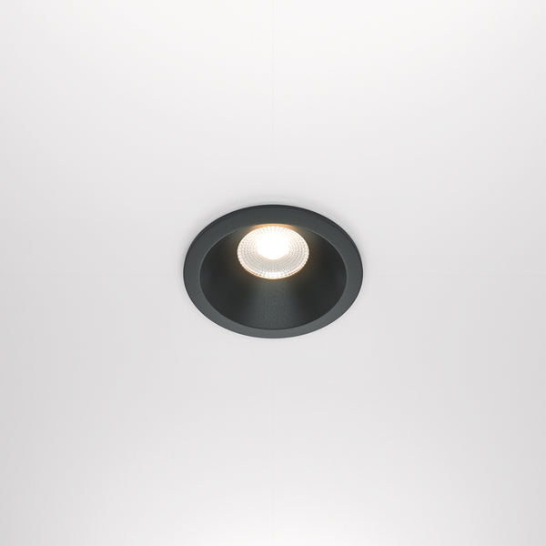 Zoom Spot noir