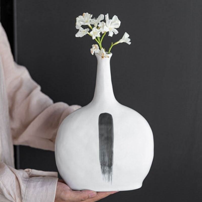 Vase Design Encre | Conception Expressive - Designix Vase 19.5x15x6.8cm
