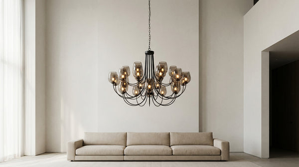 Lustre grande hauteur sous plafond : proportions et fixation
