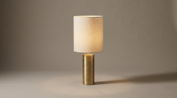 Quel abat-jour pour un pied de lampe rond : le guide