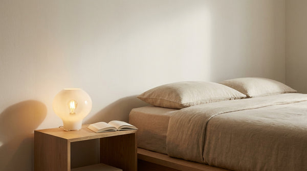 Quelle ampoule pour une chambre : le guide pour bien dormir