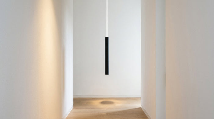 Suspension couloir : la bonne lumière, du sol au plafond