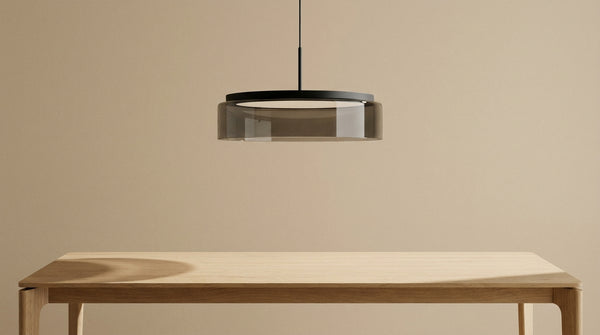 Suspension luminaire grand diamètre : le guide des proportions