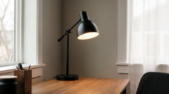 Lampes à poser coloris noir pour bureau