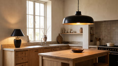 Luminaires coloris noir pour cuisine
