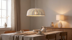 Luminaires en bois coloris blanc