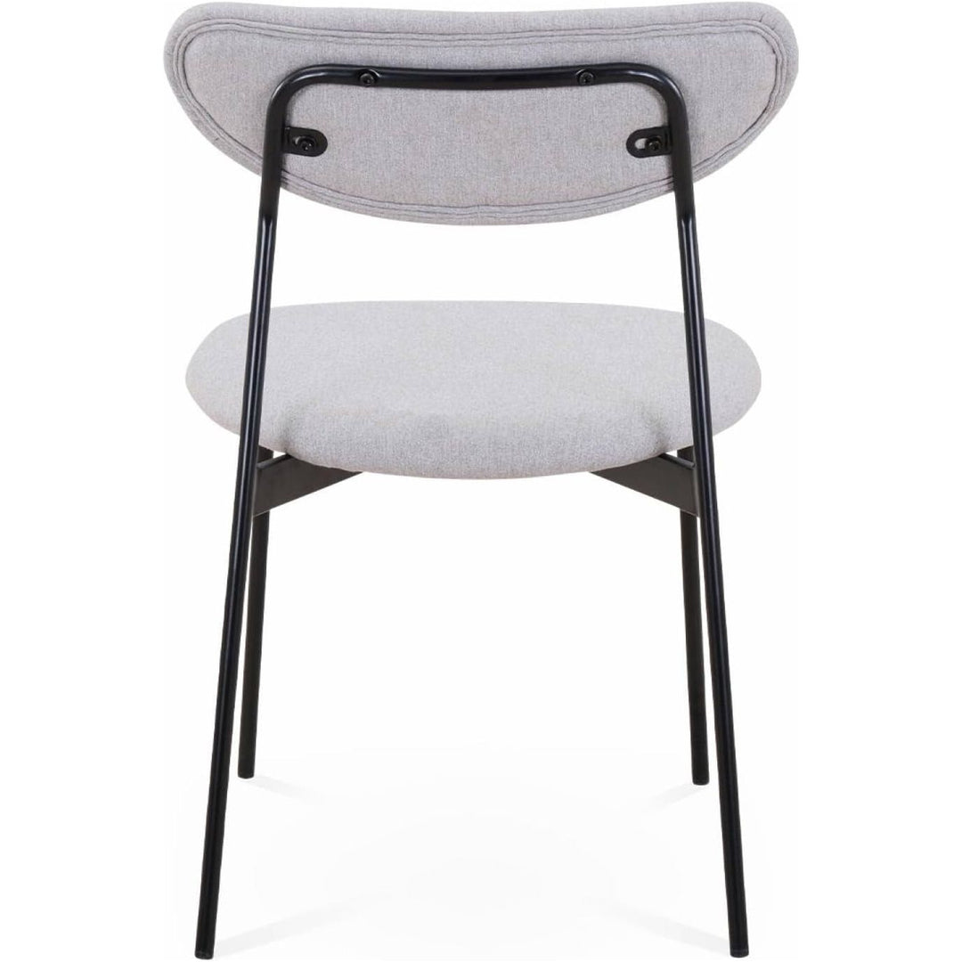 Alice'S Home - Lot De 4 Chaises - Arty - Scandinaves Et Vintage. Assise Et Dossier Gris Clair. Pieds En Acier | Designix - Amazon    - https://designix.fr/