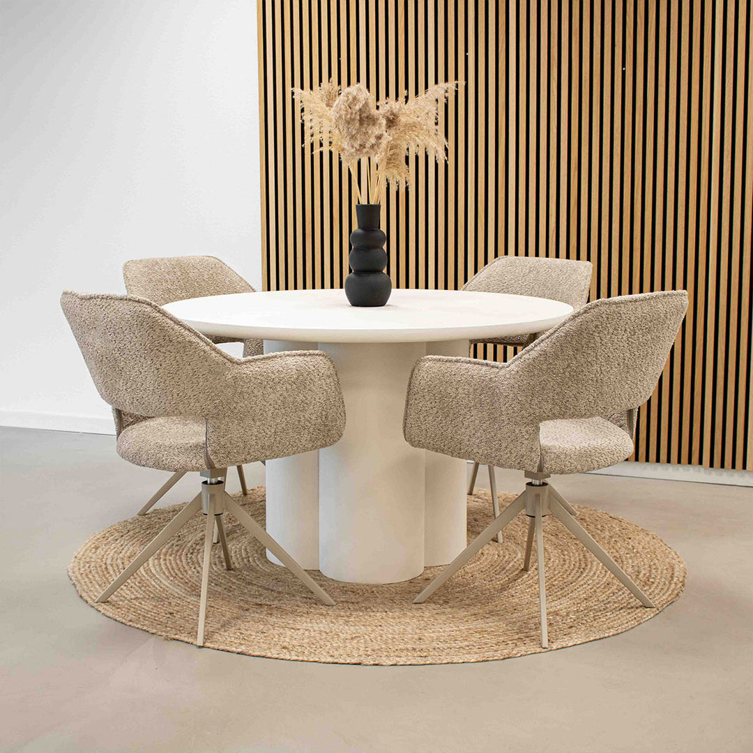 Chaise Pivotante Beige Tissu Bouclé Accoudoirs Fins Ouverture Dossier | NOVA