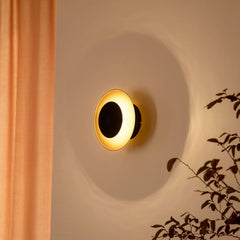 Applique murale LED Tiama en métal, noir et doré, Ø 20 cm