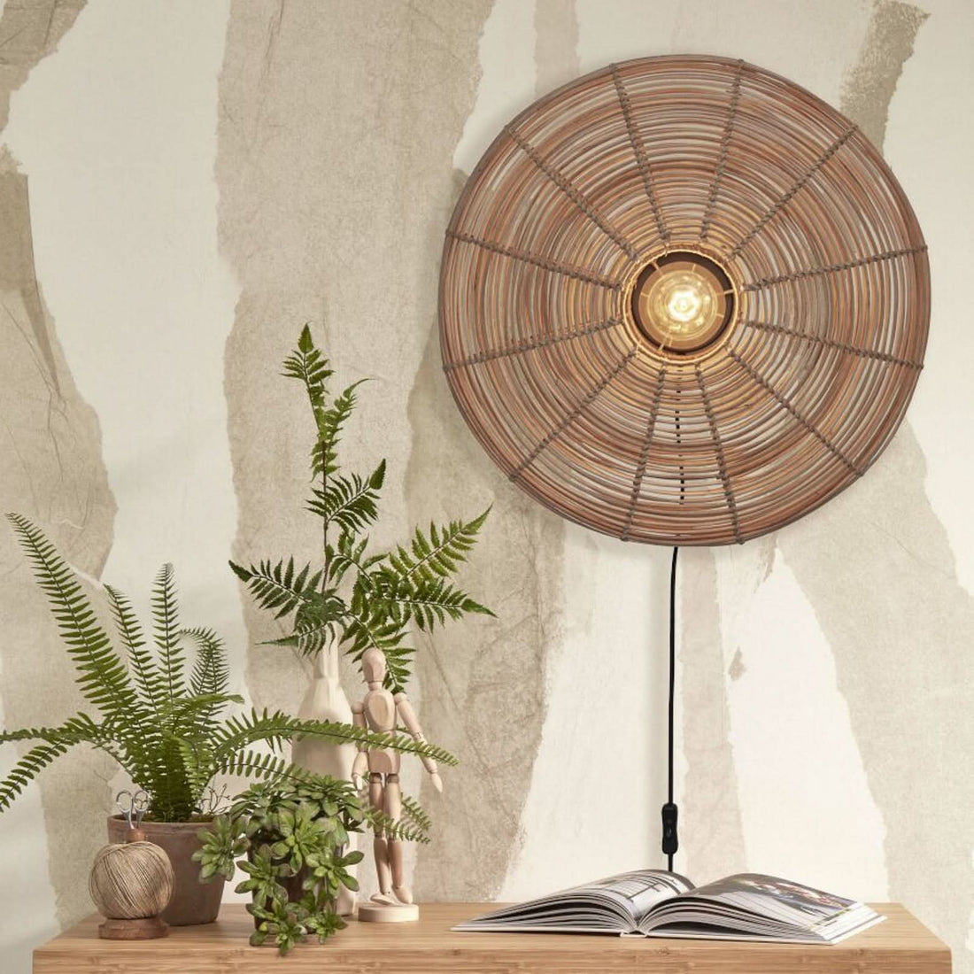 Applique murale Tanami en rotin, crème et noir, Ø 55 cm