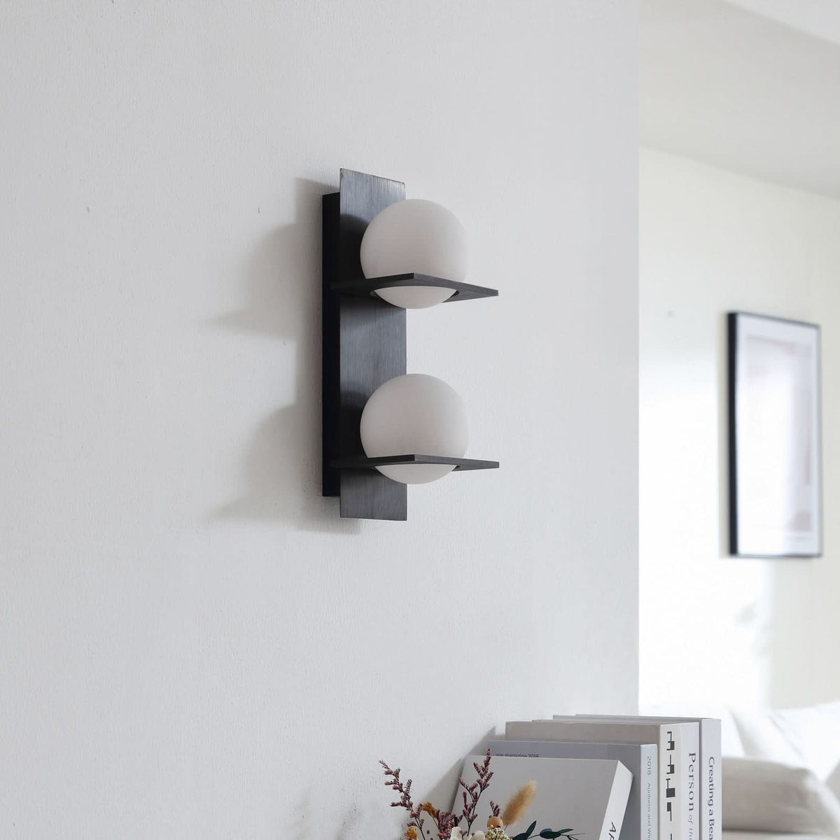 Applique murale Kulka en verre, noir et blanc, 2 lumières, hauteur 32 cm