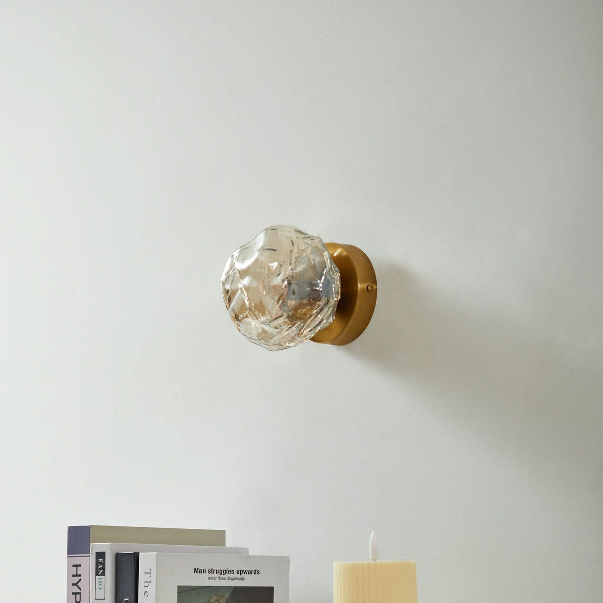 Applique murale Piatra en verre, ambre transparent et laiton, Ø 15,5 cm