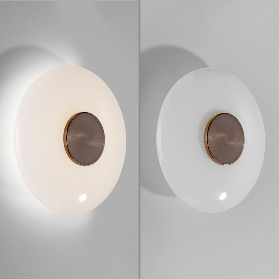 Applique murale LED Vitrum en verre, marron et blanc satiné, Ø 22 cm