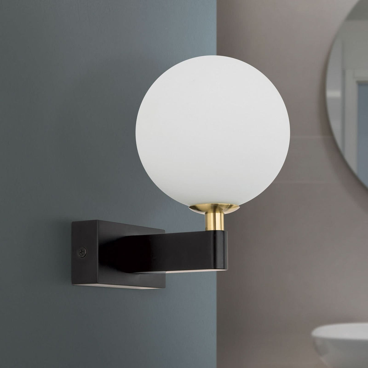 Applique murale Mara en verre, noir et blanc, hauteur 17,5 cm, IP44