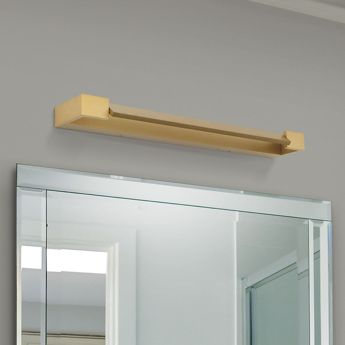 Applique murale LED Marylin en aluminium, doré mat, hauteur 4,2 cm, IP44, 3000 K, 18 W