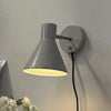 Applique murale Sleep en acier, gris, hauteur 17 cm