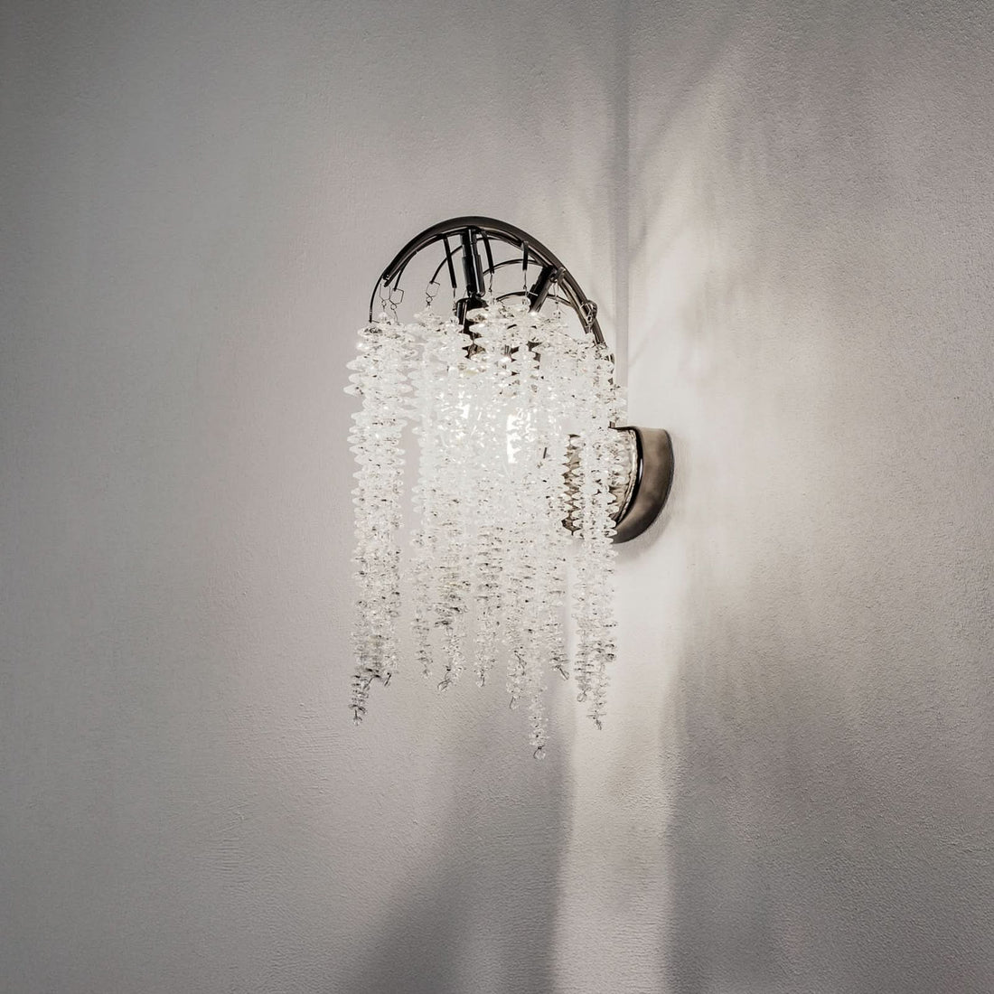 Applique murale Grape en cristal, transparent et noir dichroïque, 2 lumières, hauteur 42 cm