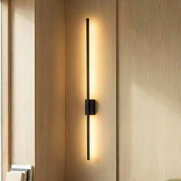 Applique murale LED Flash en métal, noir, hauteur 108 cm