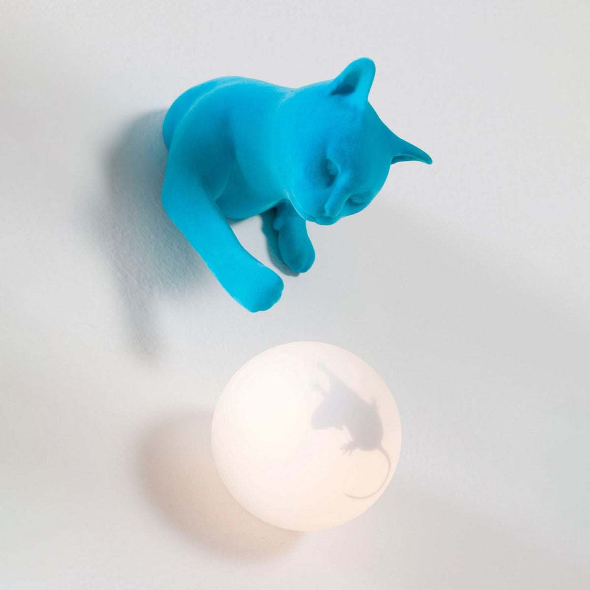 Applique murale Maoo en verre, bleu clair et blanc satiné, Ø 12 cm