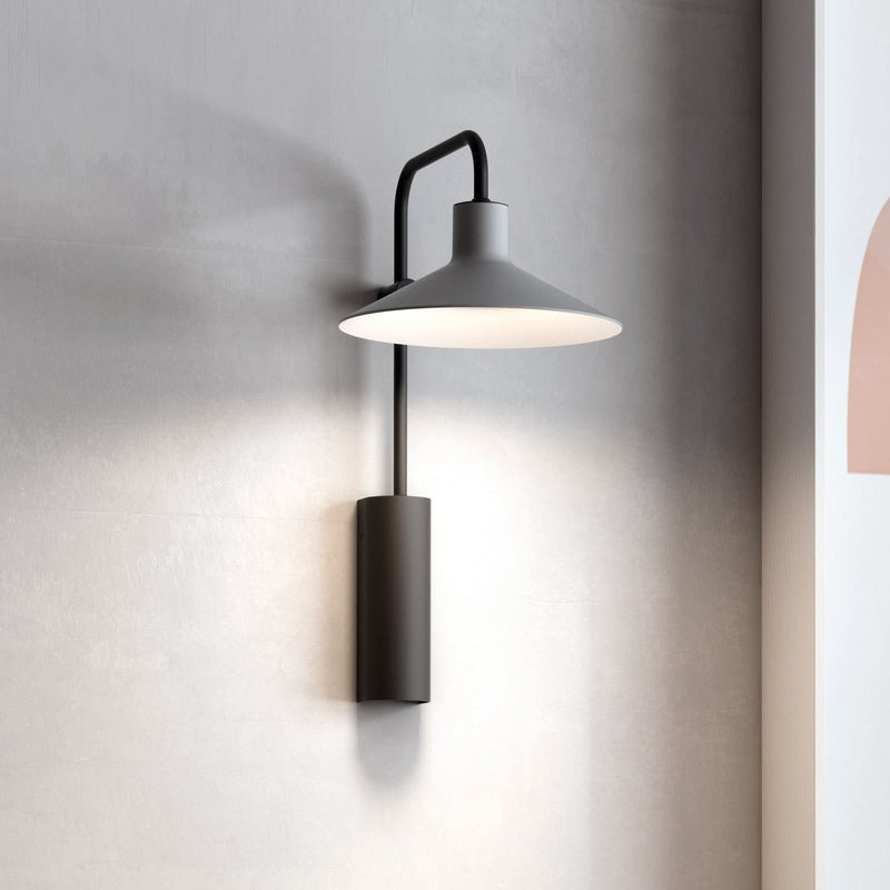 Applique murale LED Platet A/02 en laiton, gris clair et noir, hauteur 40 cm