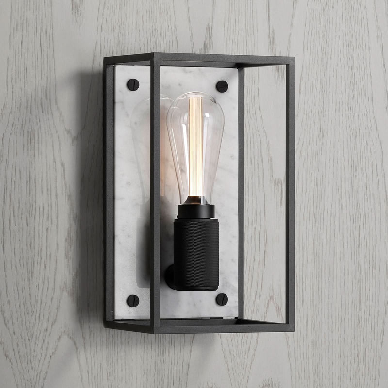 Applique murale Caged Wall en marbre, noir et blanc, hauteur 29,9 cm
