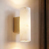 Applique murale LED Tavira en métal, albâtre, hauteur 23 cm