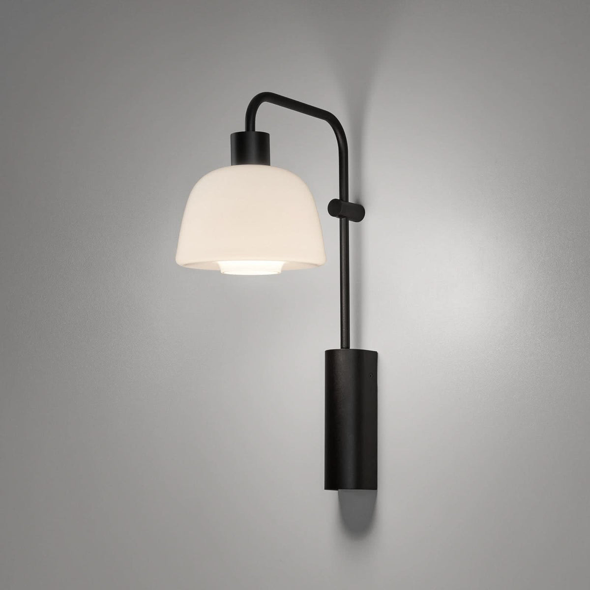Applique murale LED Drep A/04 en verre, noir et blanc, hauteur 40,1 cm