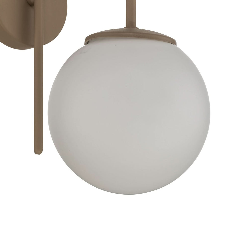 Applique murale Cambridge en verre, beige mat et blanc satiné, hauteur 34 cm