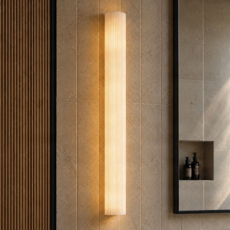 Applique murale LED Victoire en verre, blanc, hauteur 70 cm, IP44