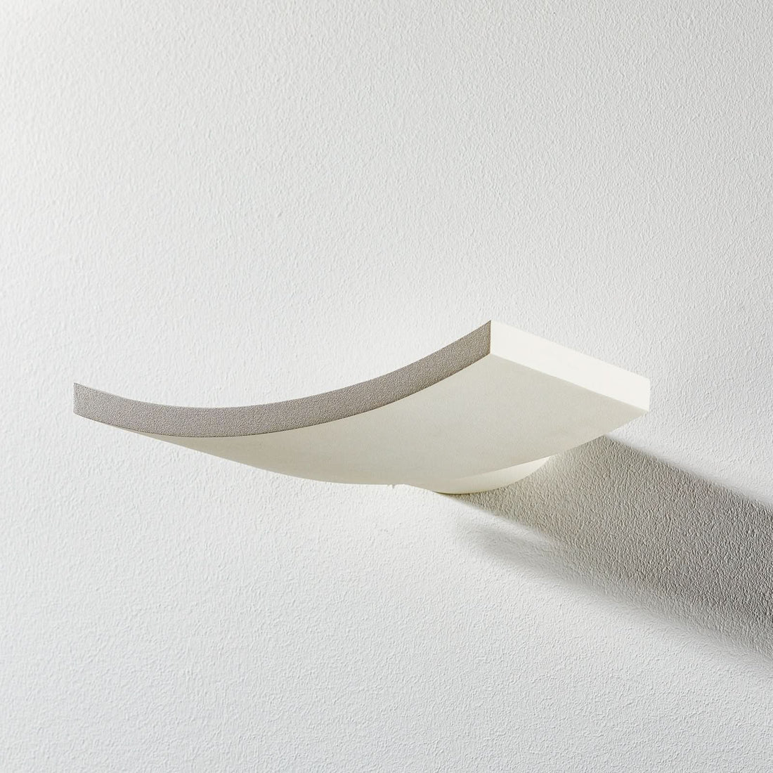 Applique murale LED Microsurf en aluminium, blanc, hauteur 4,4 cm